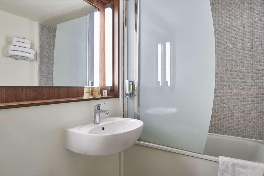 The Originals City Hotel La Verriere-Yvelines Habitación foto